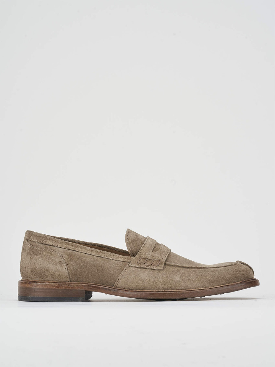 Mocasines tacón 1 cm beis ante