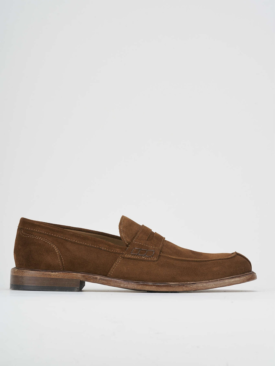 Mocasines tacón 1 cm marrón ante