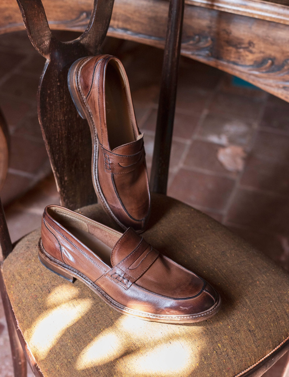 Mocasines tacón 1 cm marrón cuero