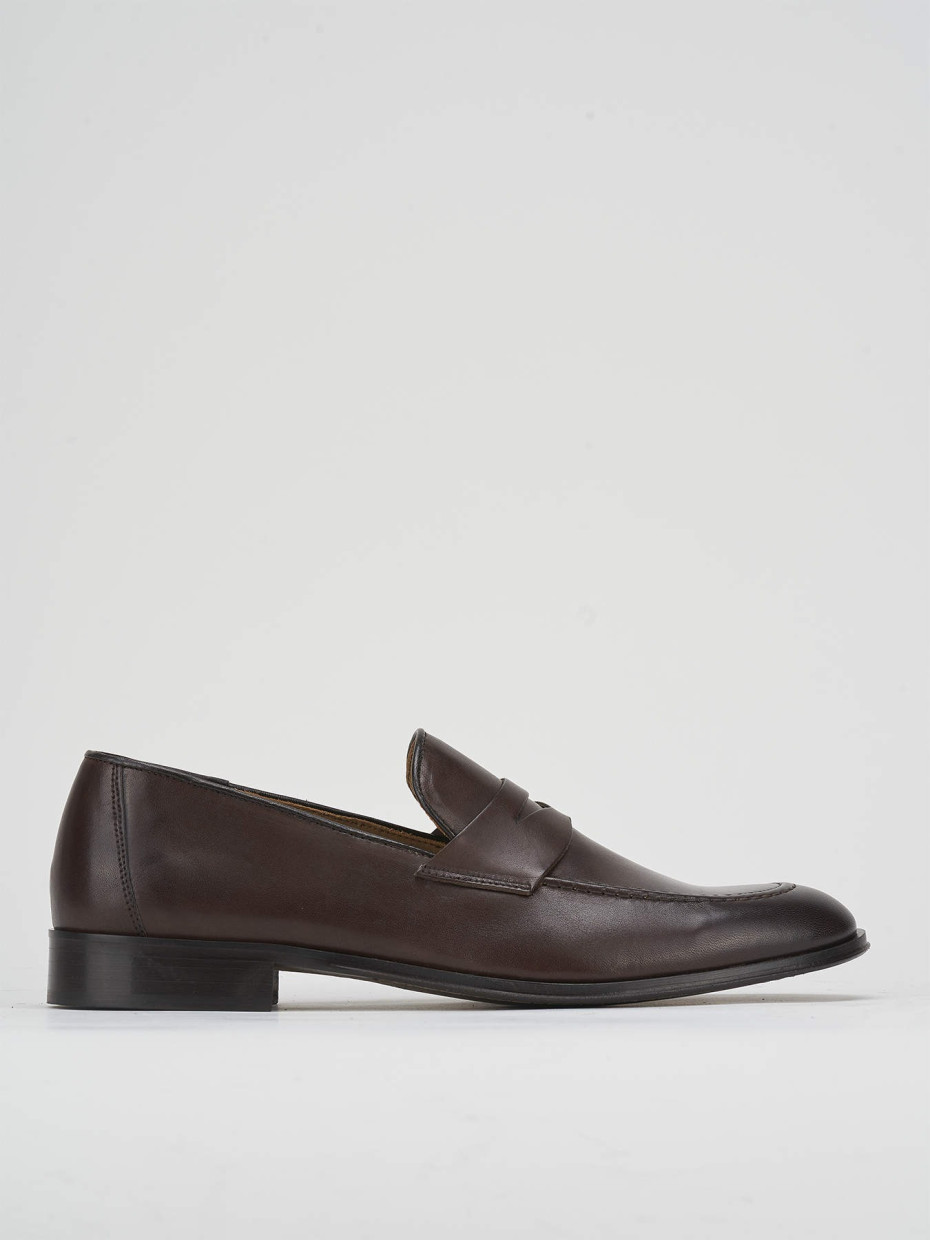 Mocasines tacón 1 cm marrón oscuro cuero
