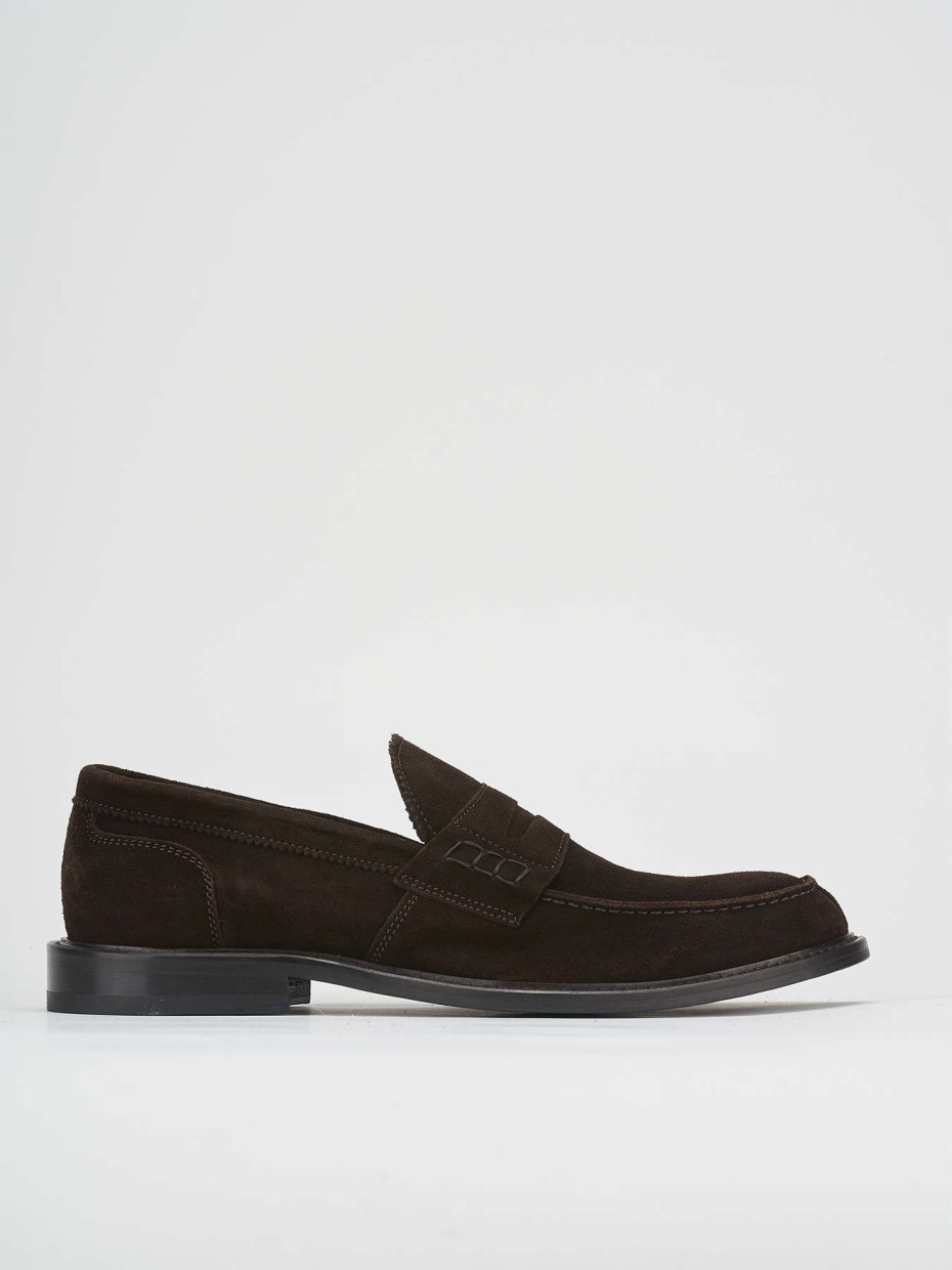 Mocasines tacón 1 cm marrón oscuro ante
