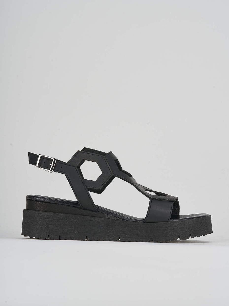 Wedge heels heel 3 cm black leather