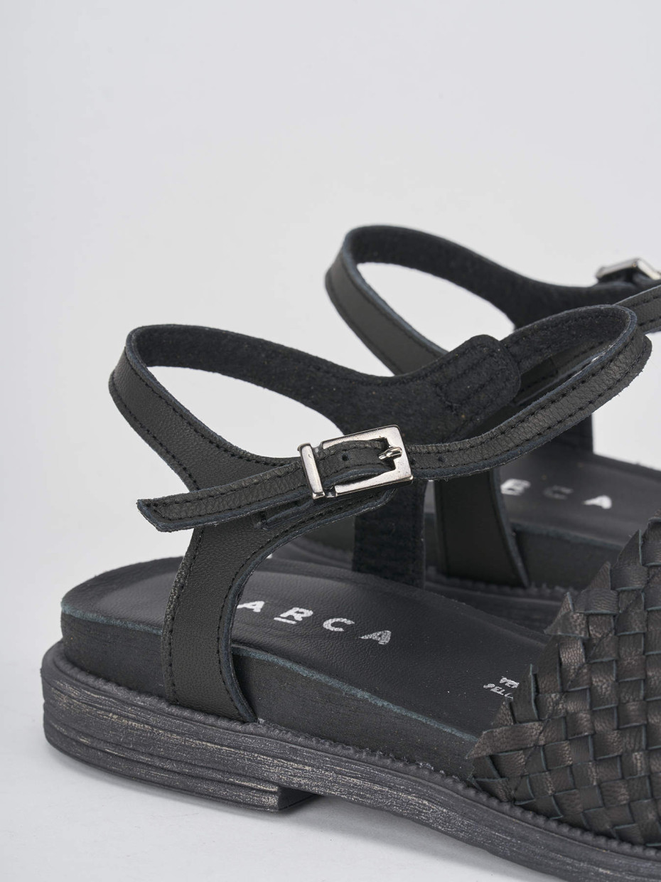 Low heel sandals heel 1 cm black leather