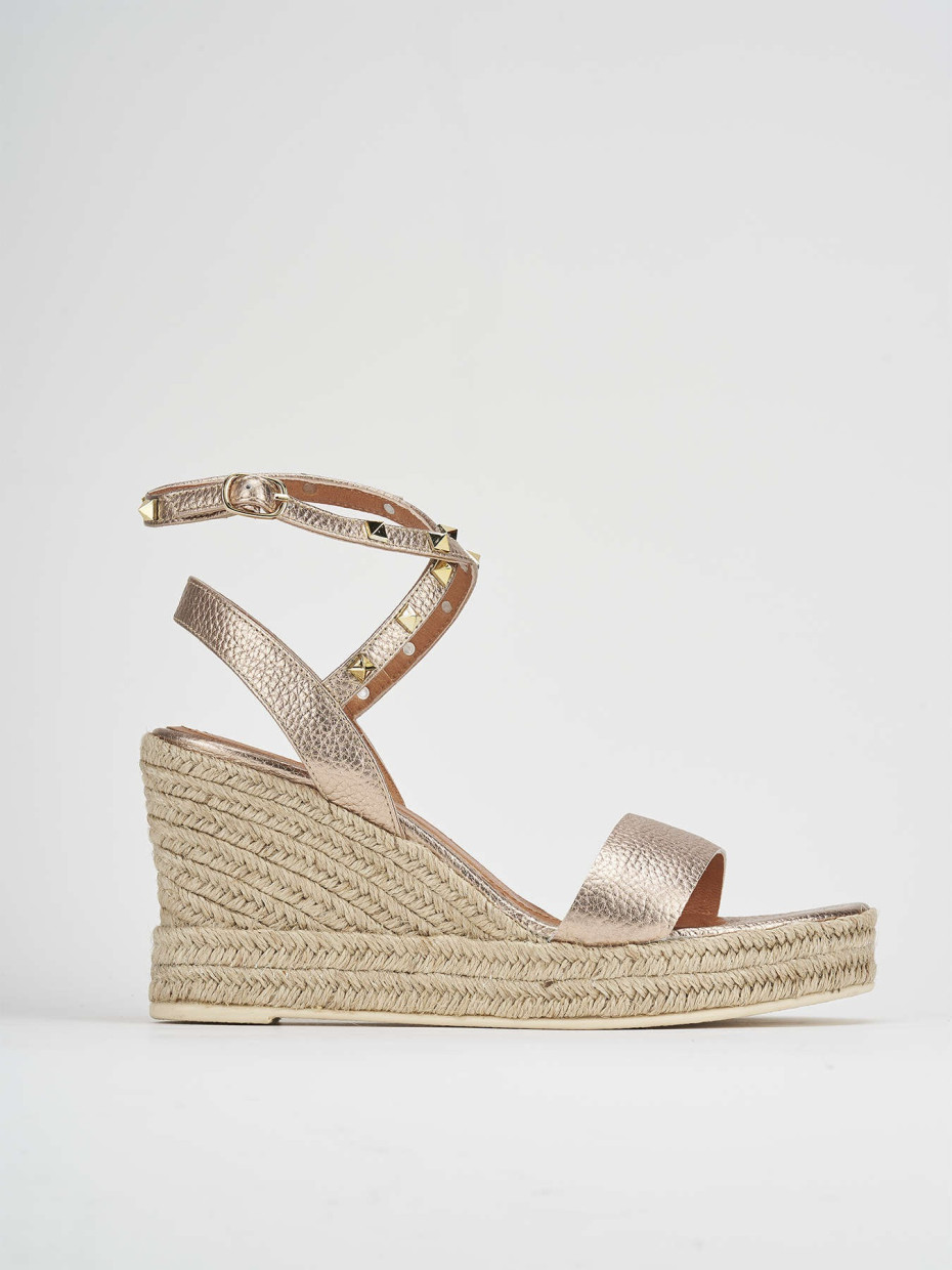 Wedge heels heel 9 cm bronze leather