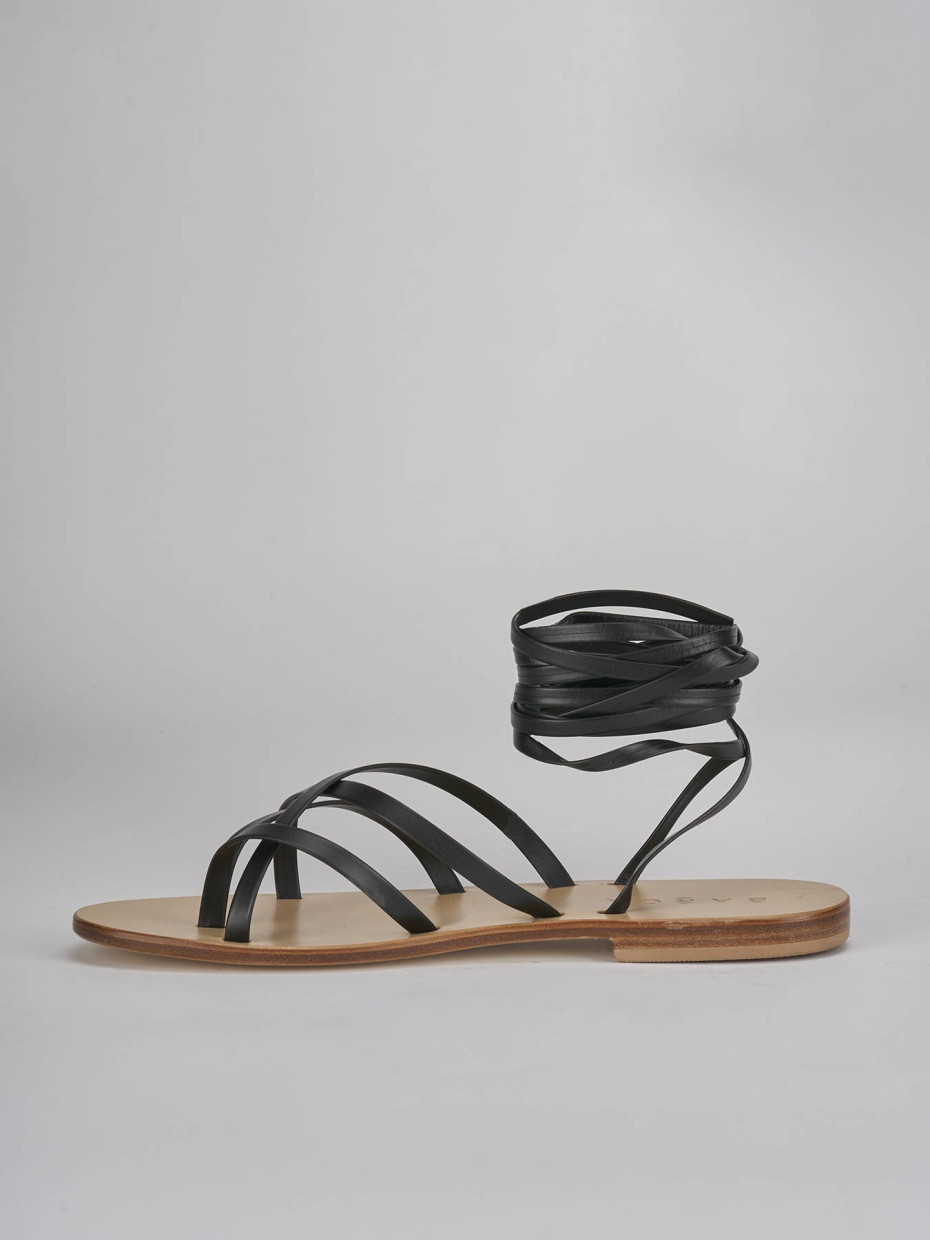 Low heel sandals heel 1 cm black leather
