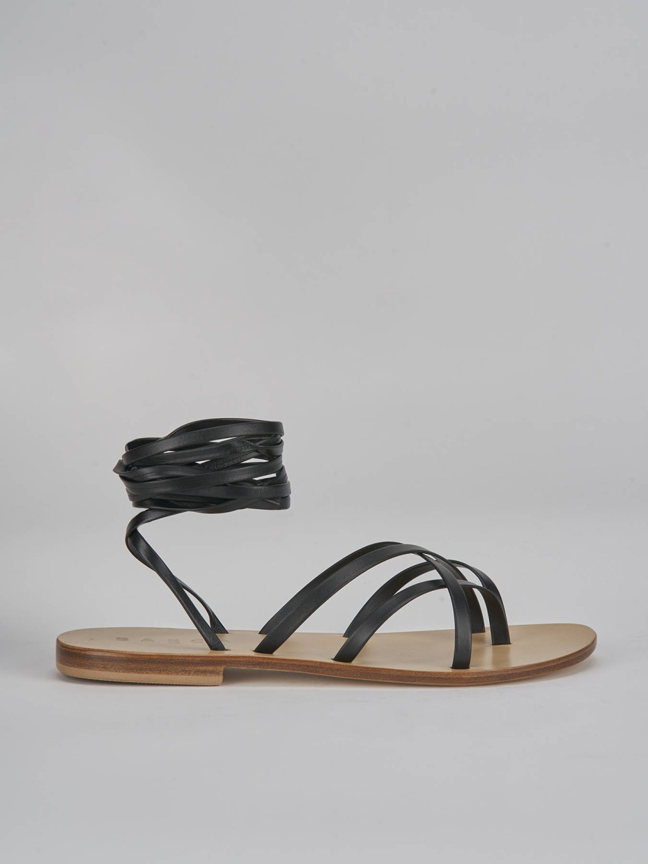 Low heel sandals heel 1 cm black leather