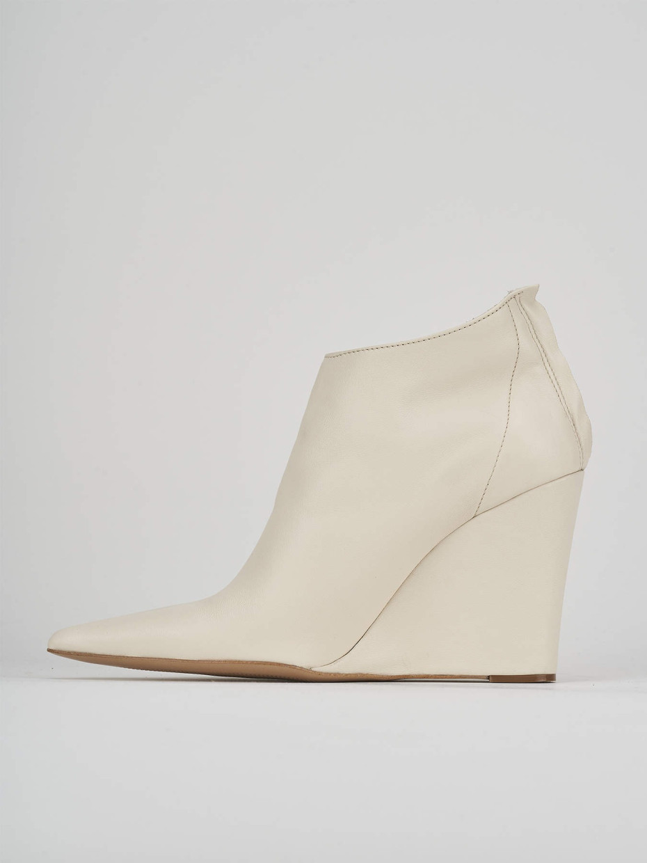 High heel ankle boots heel 9 cm white leather
