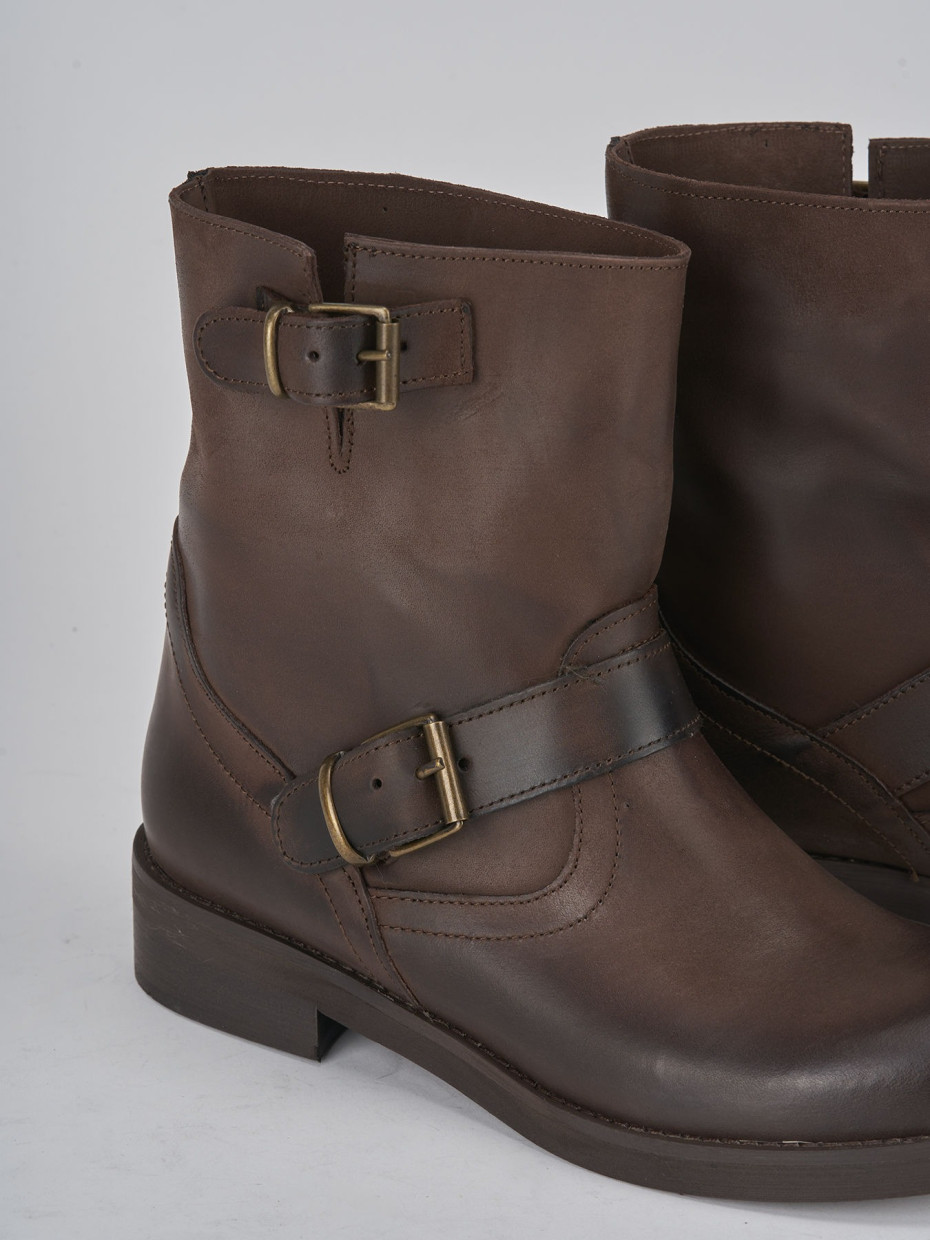 Botines de tacón bajo tacón 3 cm marrón nobuk