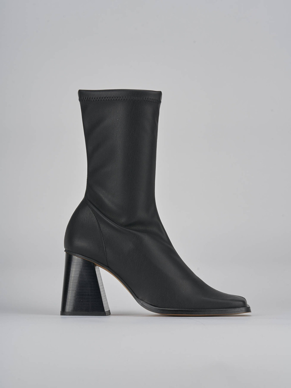 Botines de tacón alto tacón 7 cm negro cuero