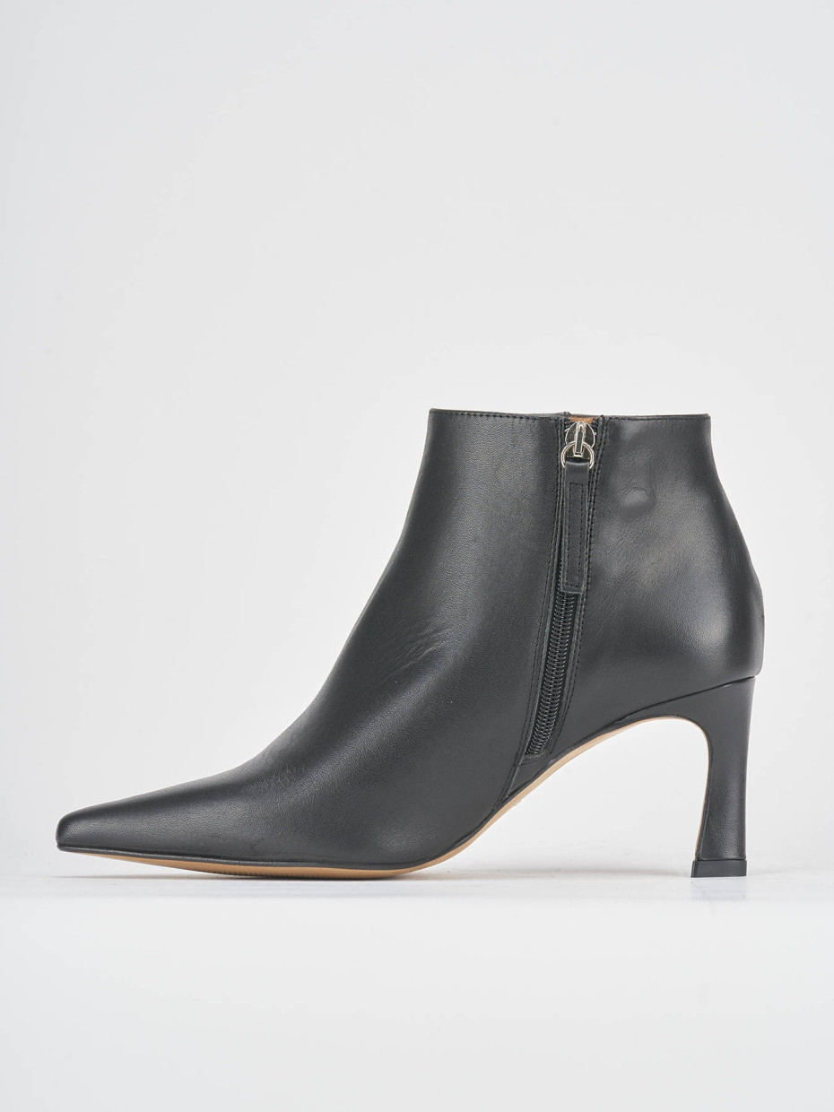 Botines de tacón alto tacón 8 cm negro cuero