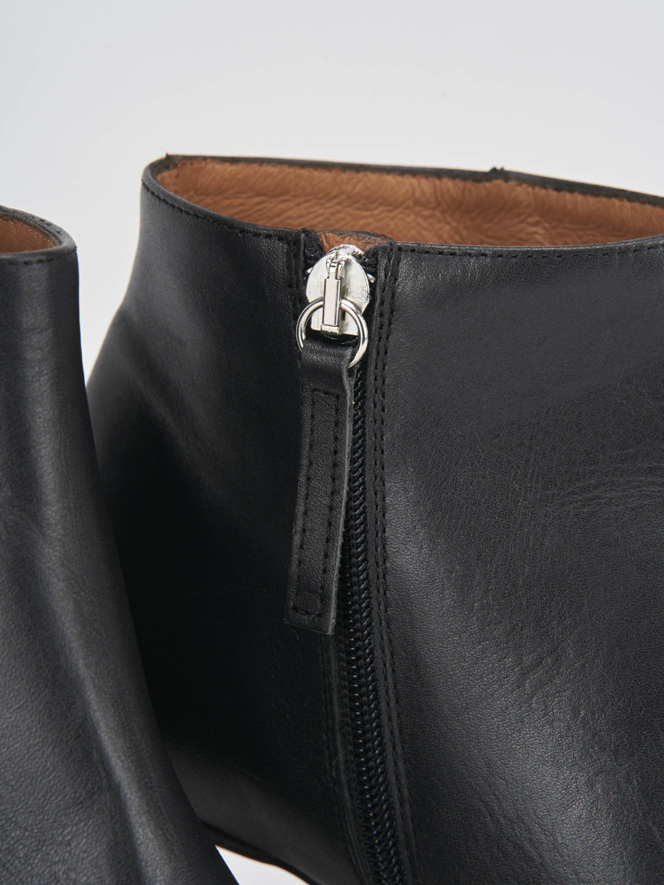 Botines de tacón alto tacón 8 cm negro cuero