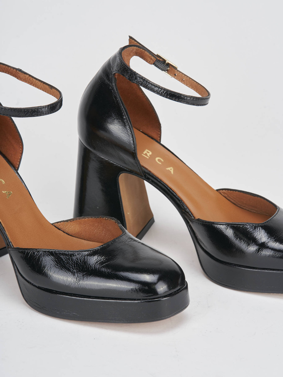 Pumps heel 9 cm black patent