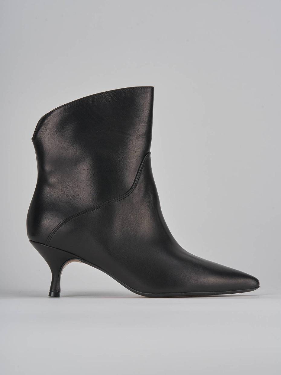 Stivaletti tacco 5cm pelle nero