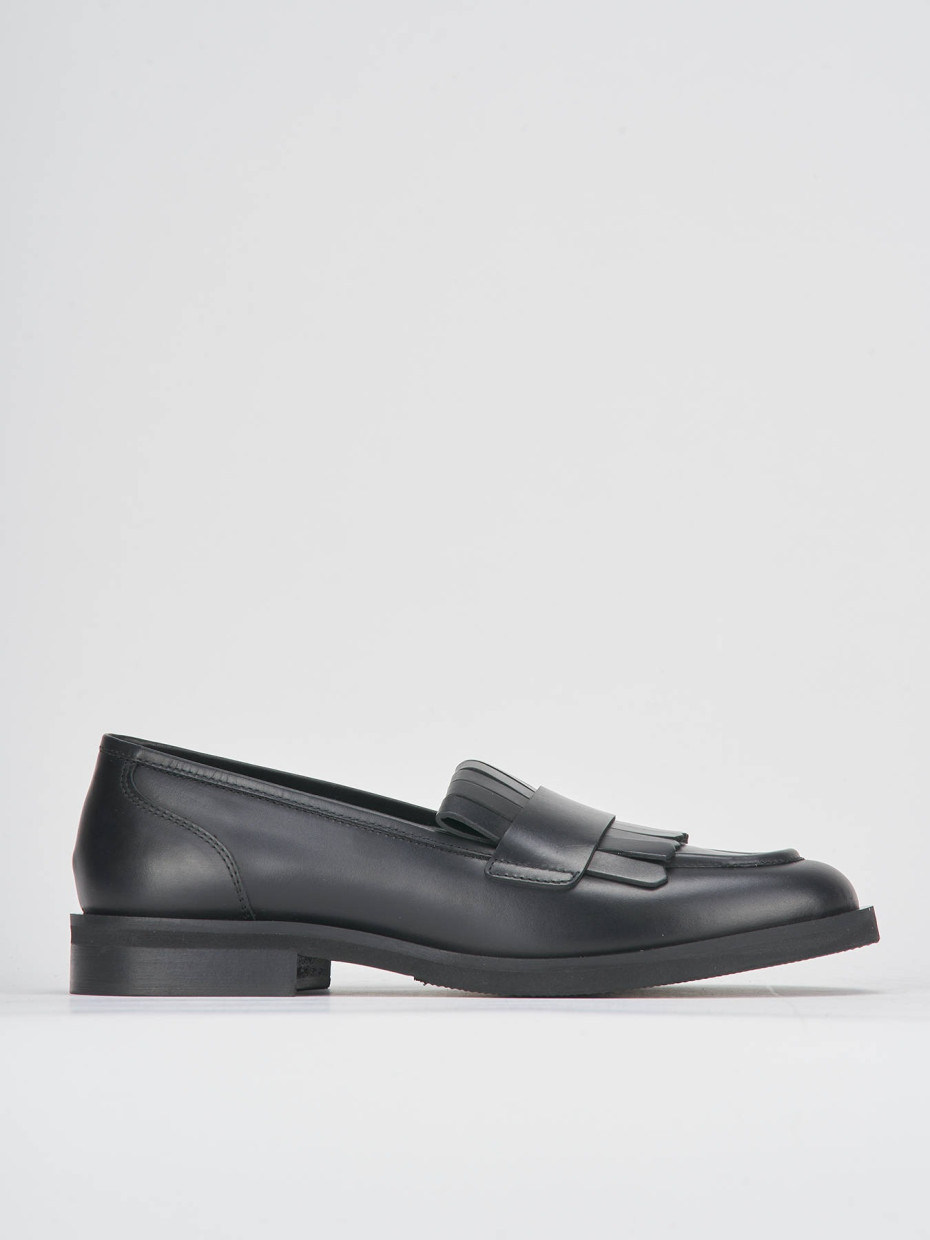 Mocasines tacón 1 cm negro cuero