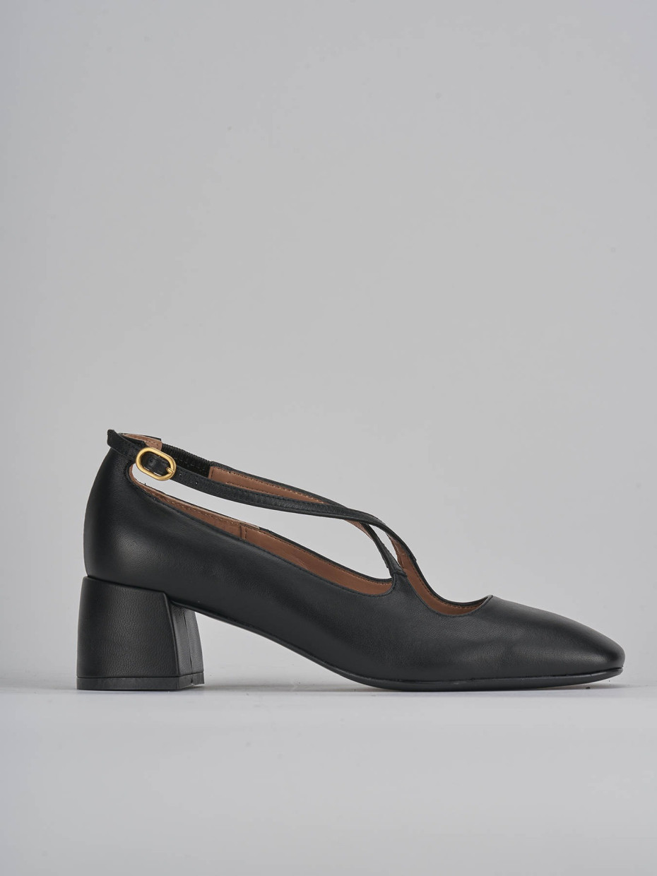 Zapatos de salón tacón 5 cm negro cuero