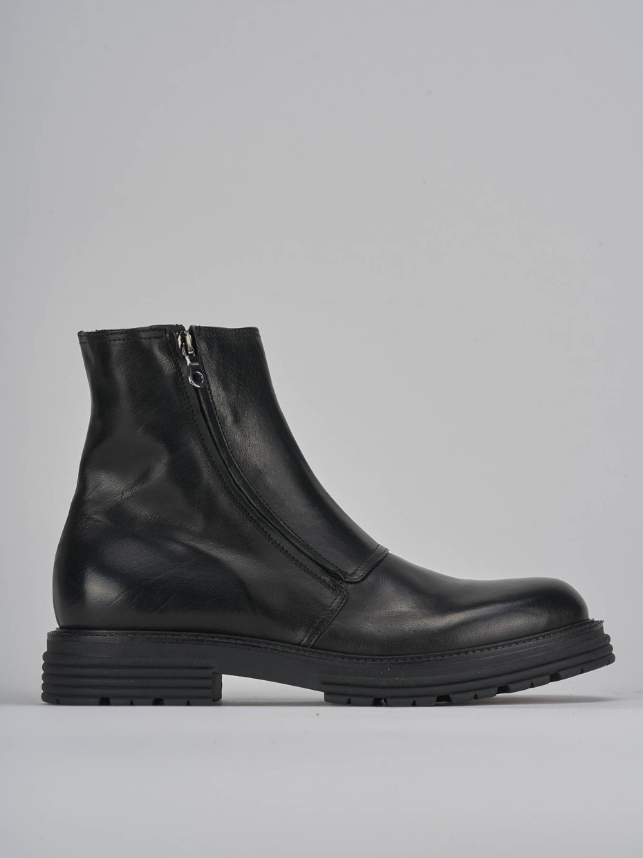 Botines negro cuero