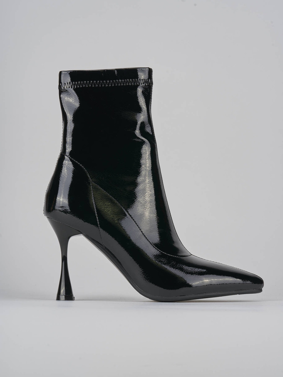 Stivaletti tacco 7cm vernice nero
