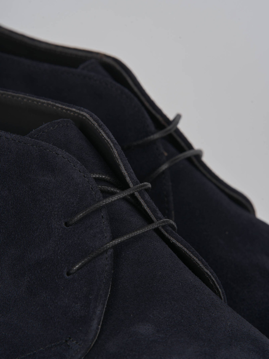 Botas militares azul ante