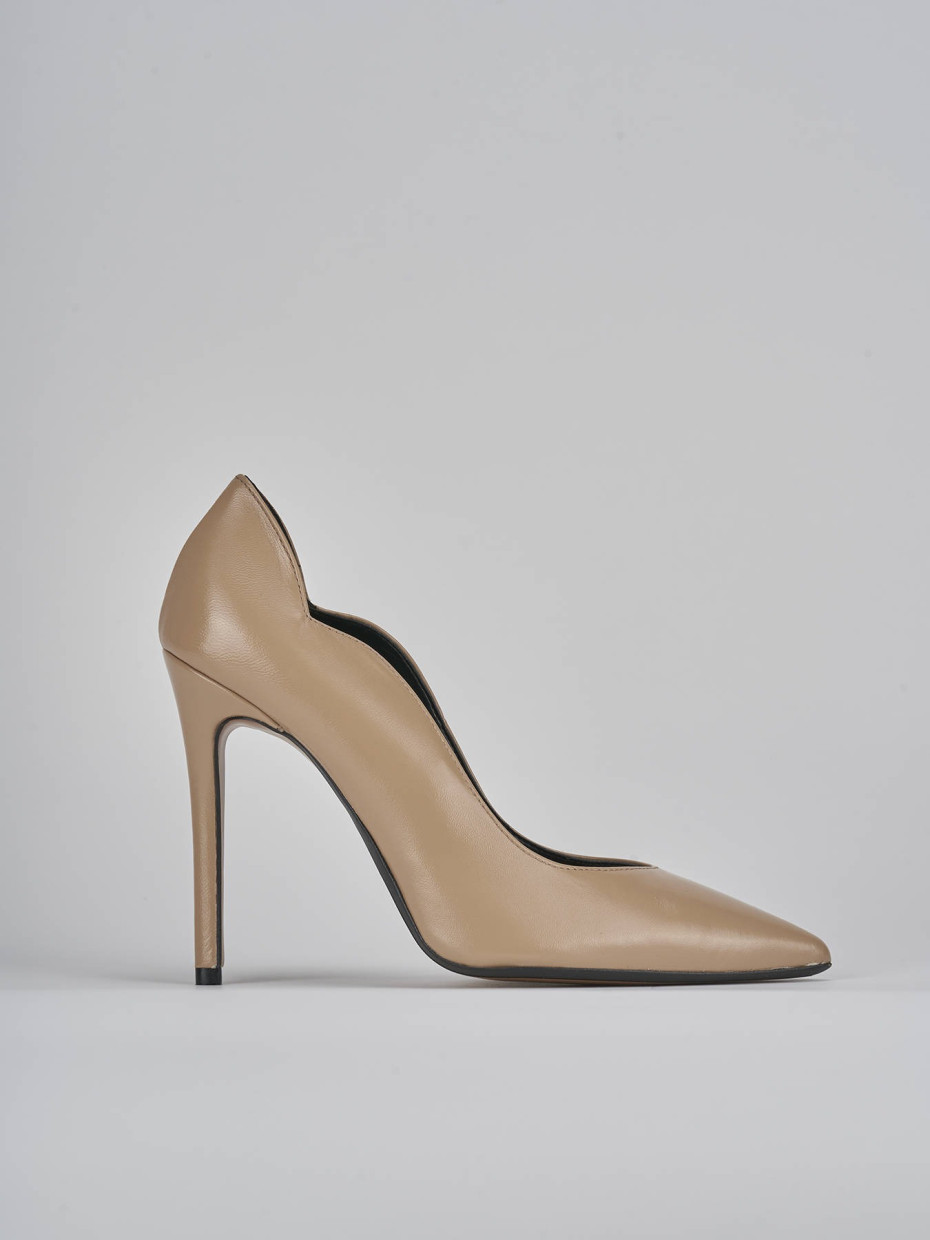 Pumps heel 10 cm brown leather