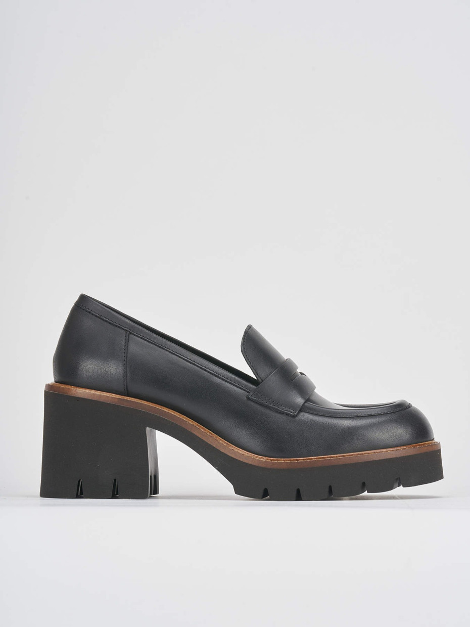Mocasines tacón 5 cm negro cuero