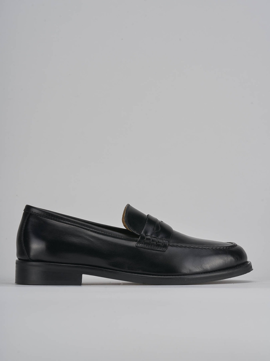 Mocasines tacón 2 cm negro cuero