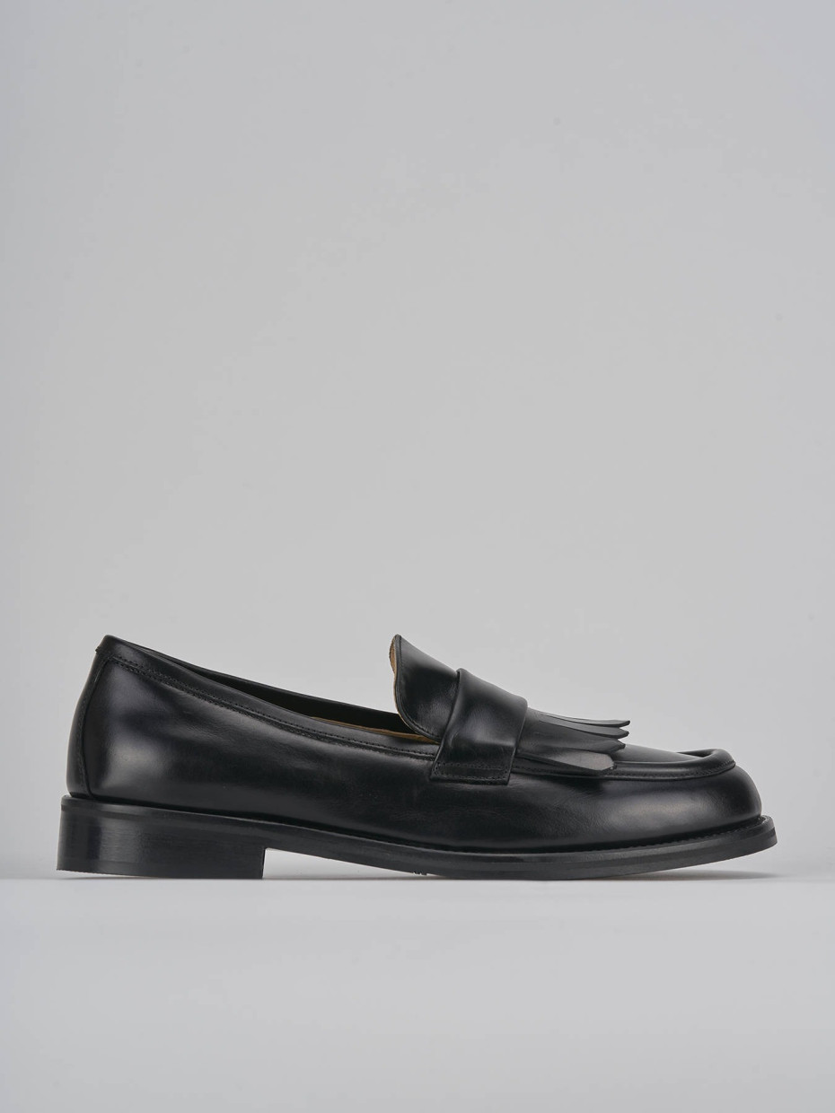Mocasines tacón 2 cm negro cuero