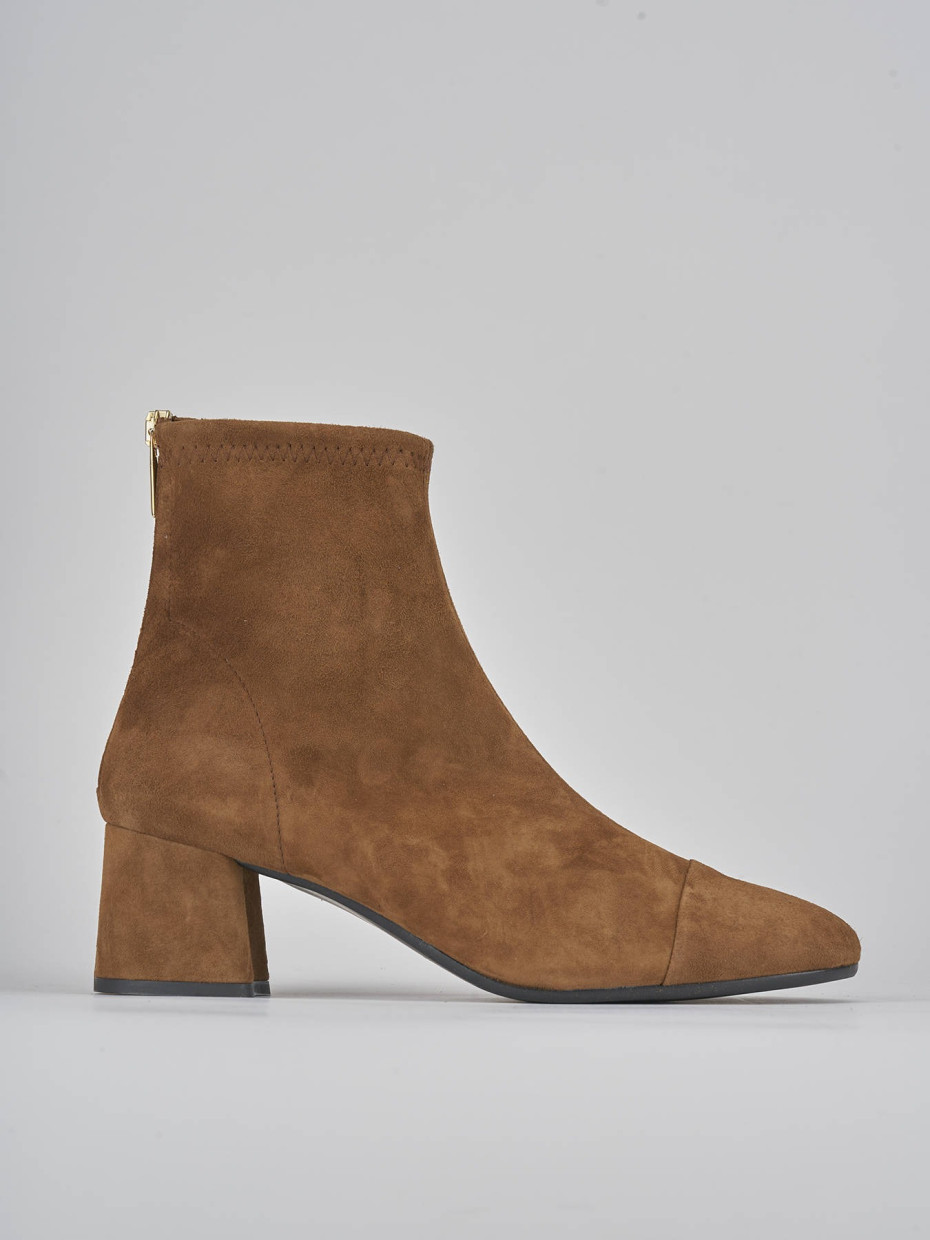 High heel ankle boots heel 6 cm brown suede