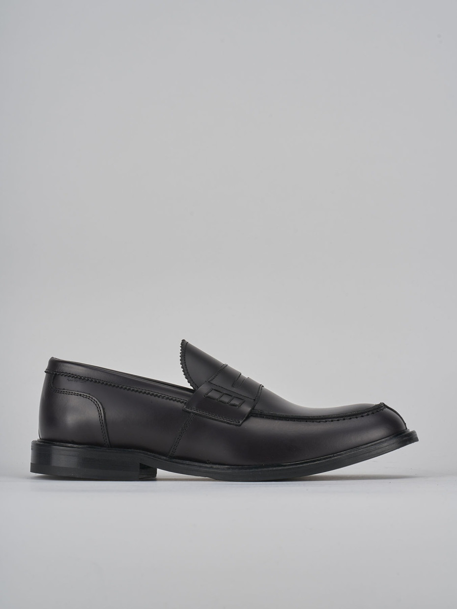 Mocasines burdeos cuero