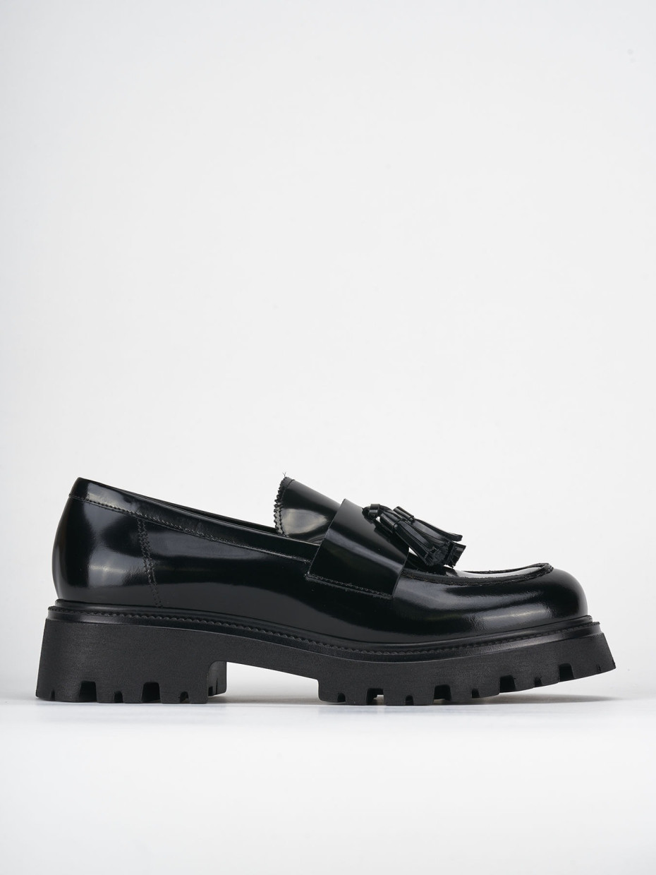 Mocasines tacón 2 cm negro cuero
