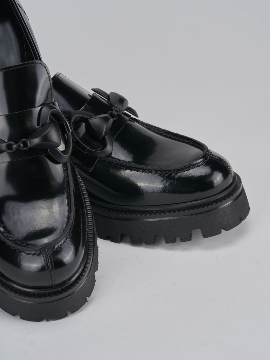 Mocasines tacón 2 cm negro cuero