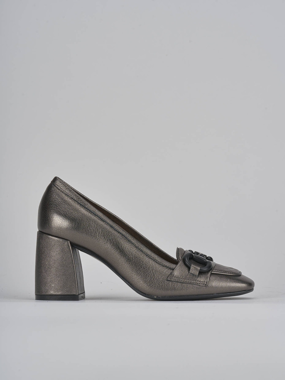 Loafers heel 8 cm silver leather