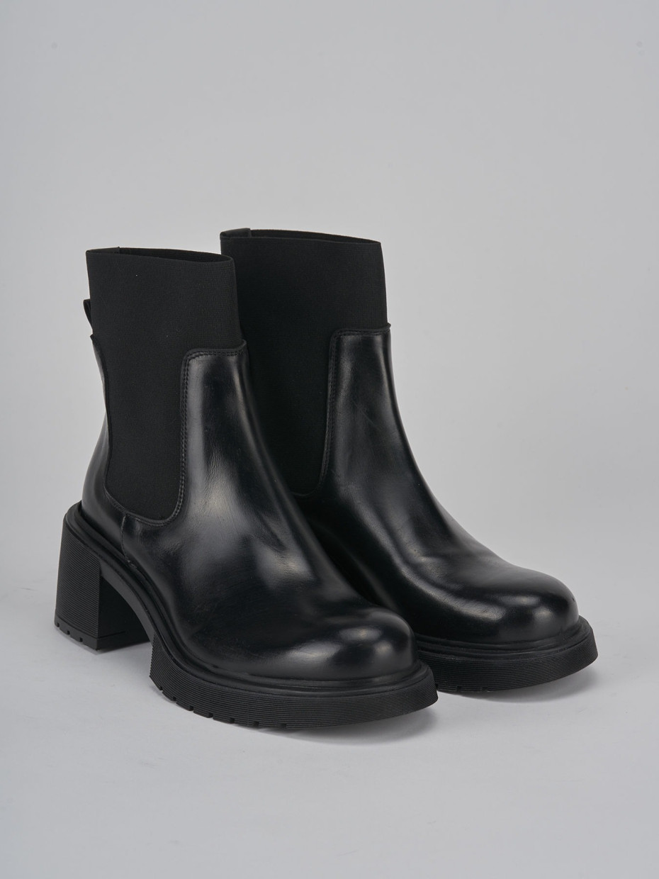 Stivaletti tacco 6cm pelle nero