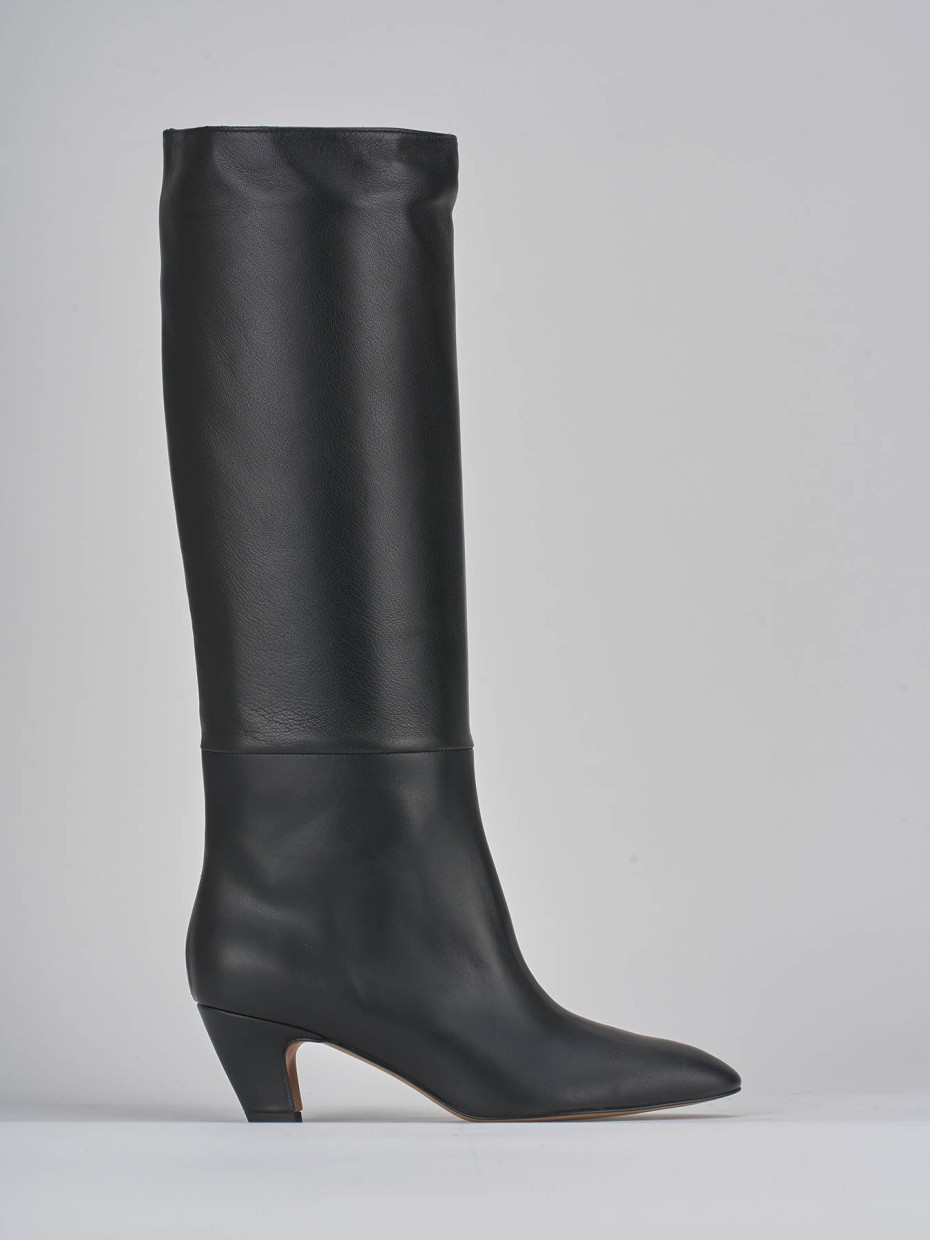 Botas de tacón alto tacón 5 cm negro cuero