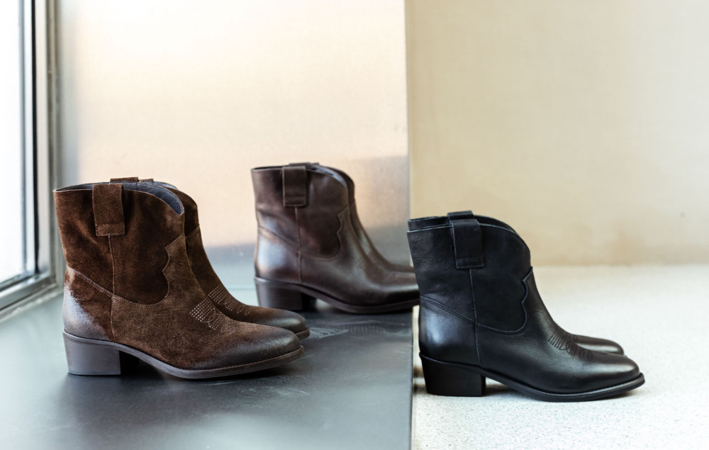 Botines de tacón bajo tacón 3 cm marrón oscuro cuero