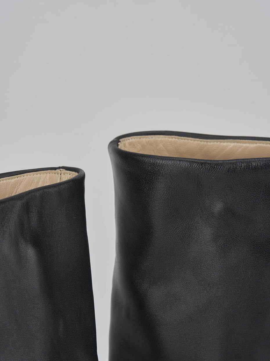 High heel boots heel 11 cm black leather