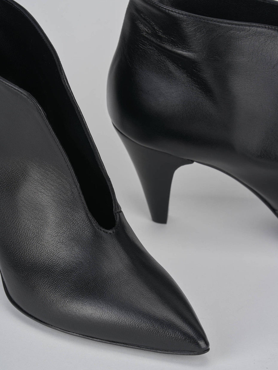 Botines de tacón alto tacón 8 cm negro cuero
