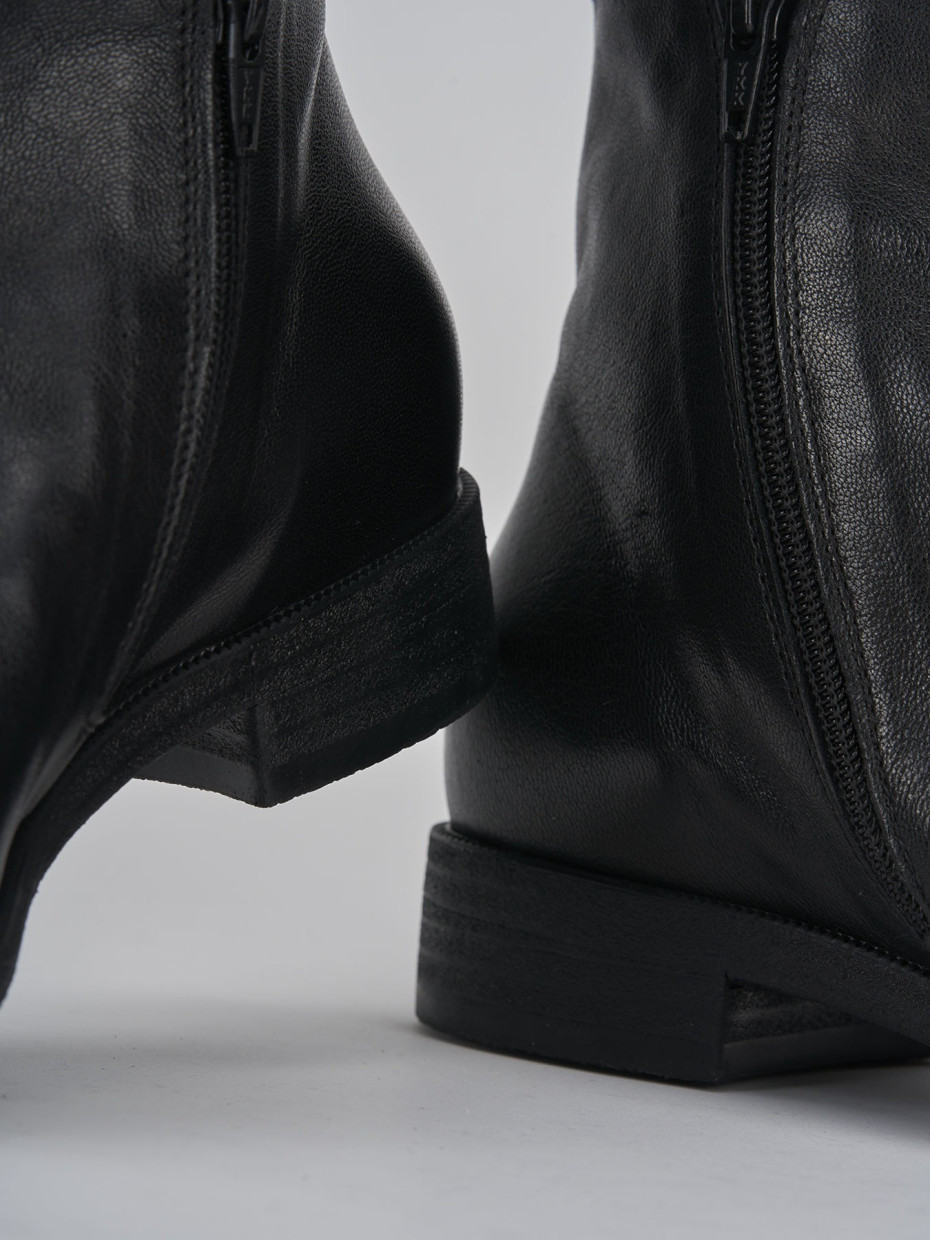 Botines de tacón bajo tacón 1 cm negro cuero