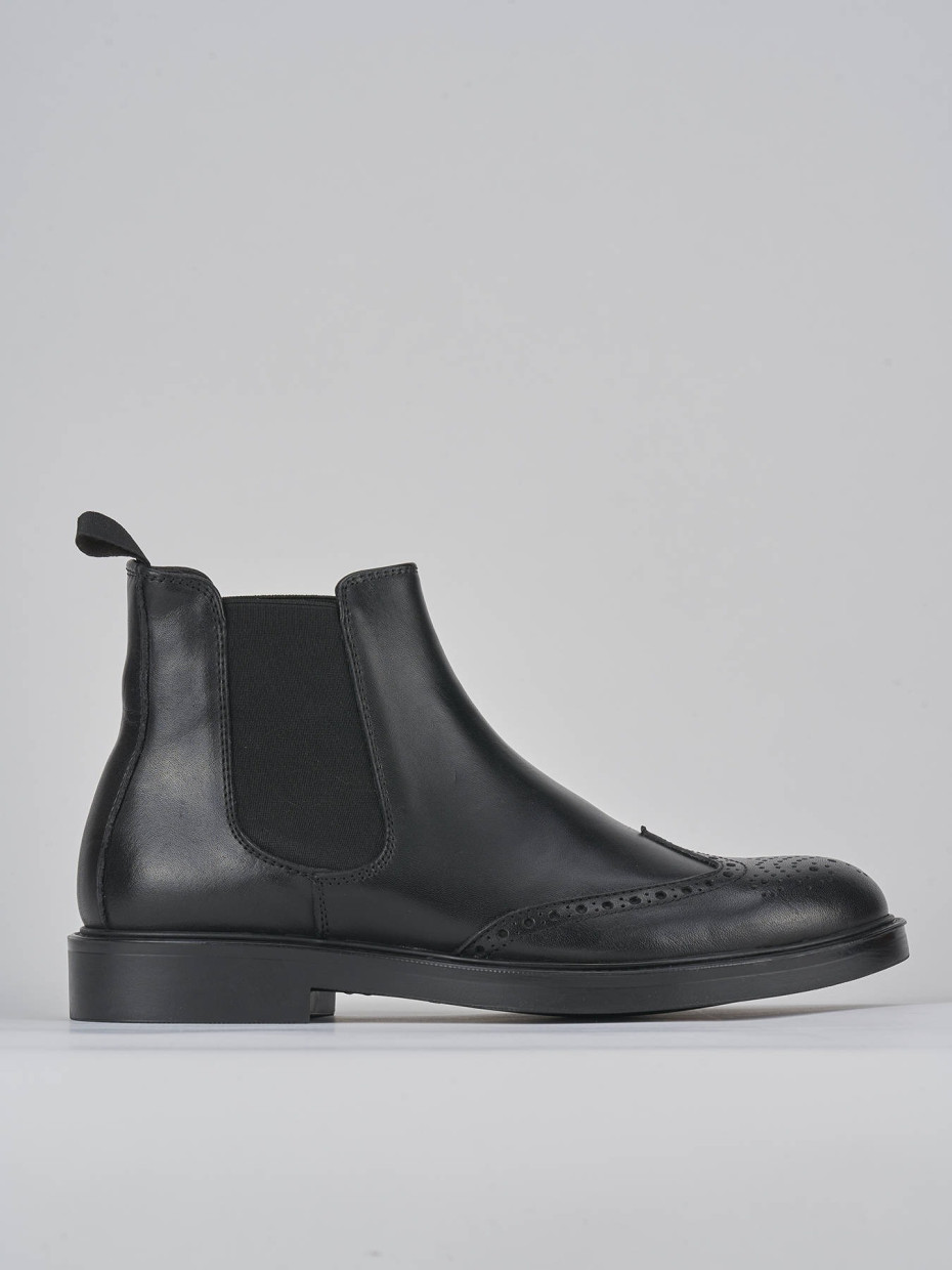 Botines negro cuero