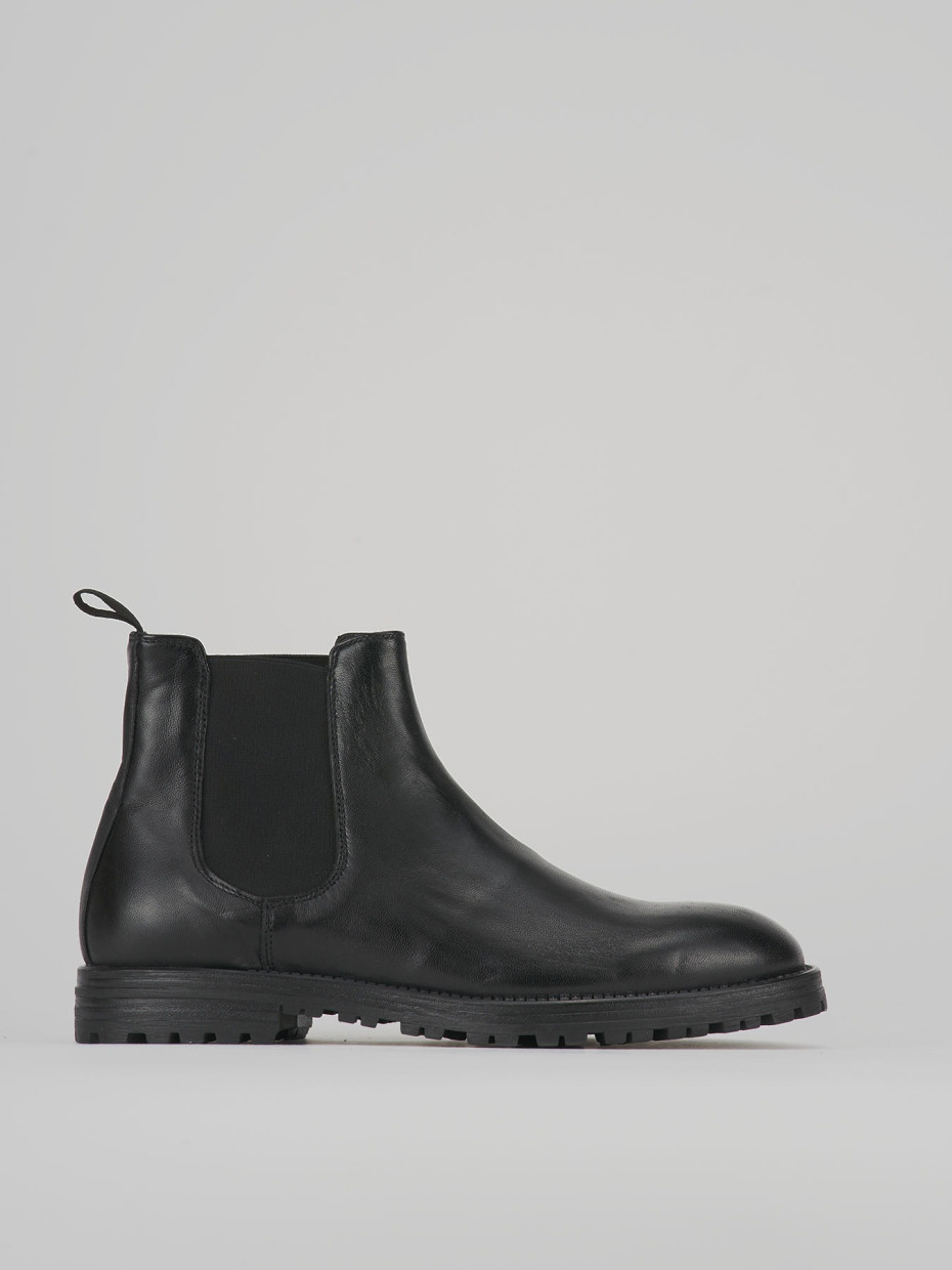 Botines negro cuero