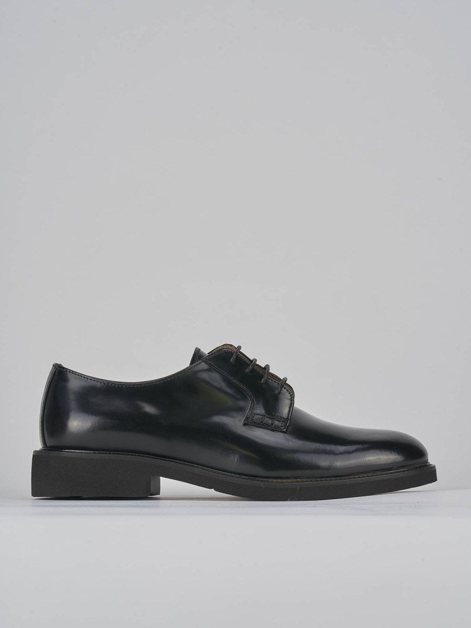 Zapatos de cordones tacón 2 cm negro cuero