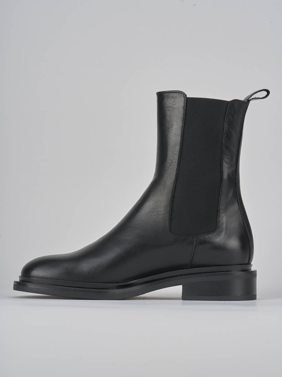 Botines de tacón bajo tacón 2 cm negro cuero