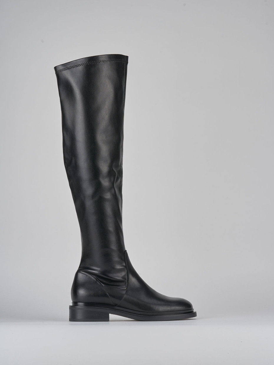 Botas de tacón bajo tacón 2 cm negro cuero