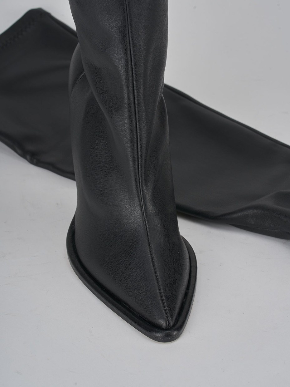 Botas de tacón alto tacón 9 cm negro cuero