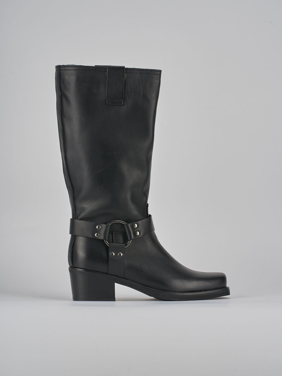 Botas de tacón bajo tacón 4 cm negro cuero
