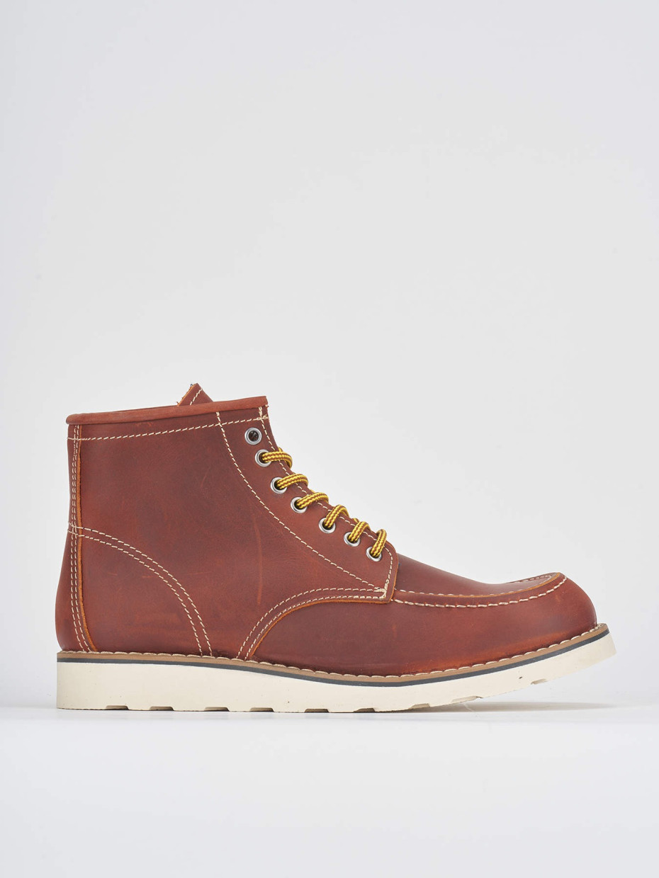 Anfibi nabuk rosso