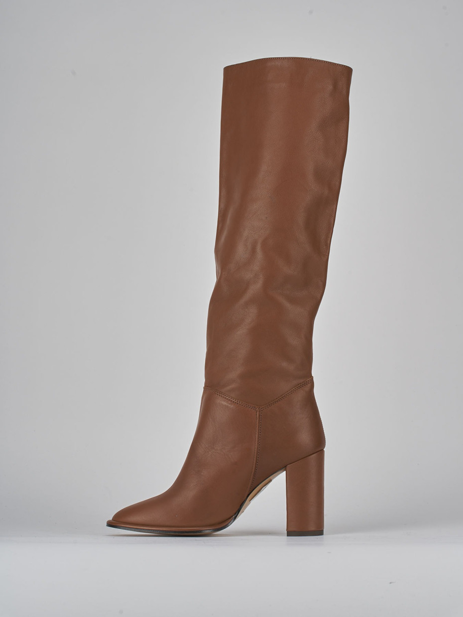 Botas de tacón alto tacón 9 cm marrón cuero