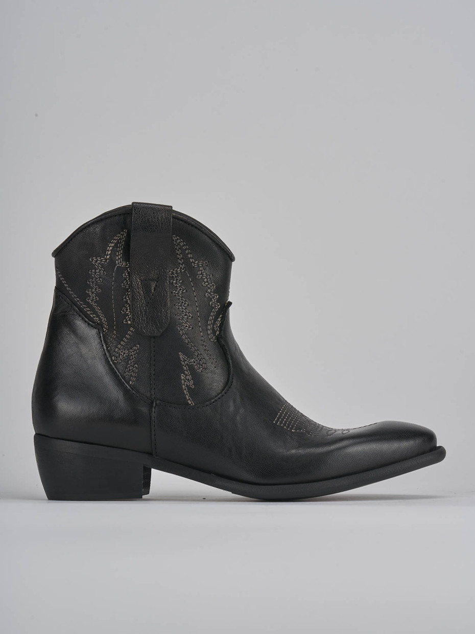 Botines de tacón bajo tacón 2 cm negro cuero