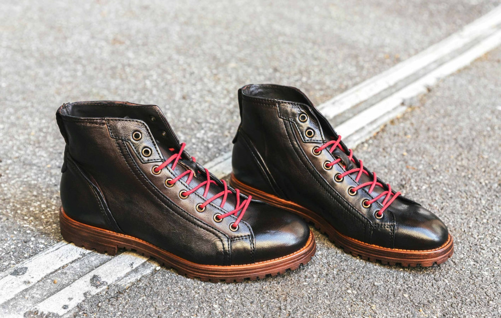 Botas militares marrón cuero