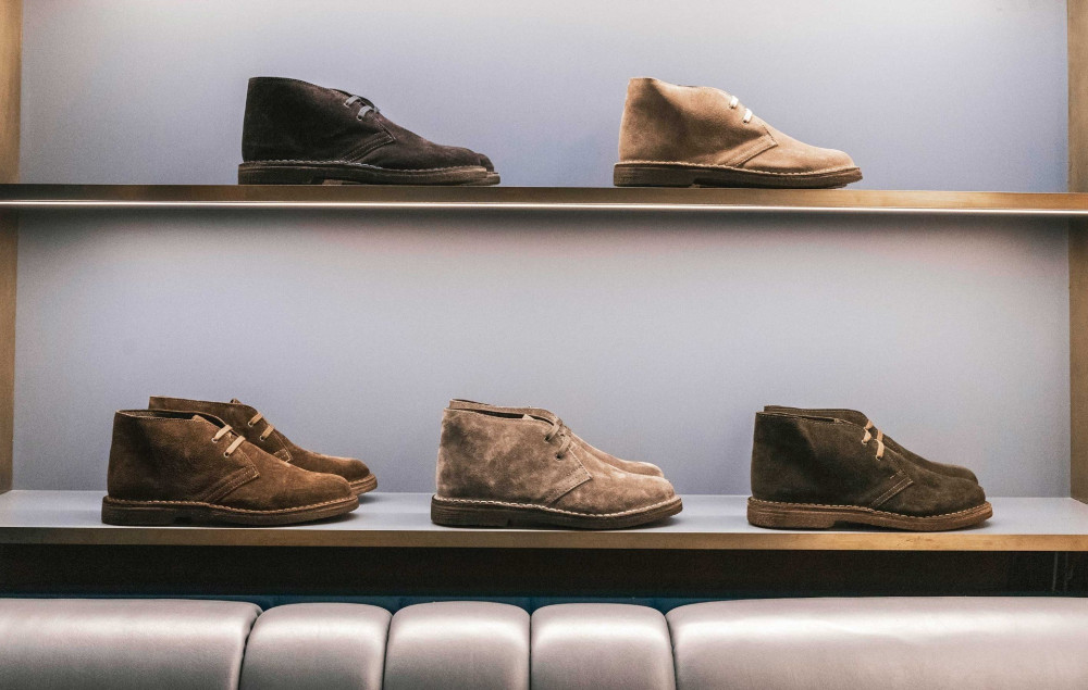 Botas militares gris ante