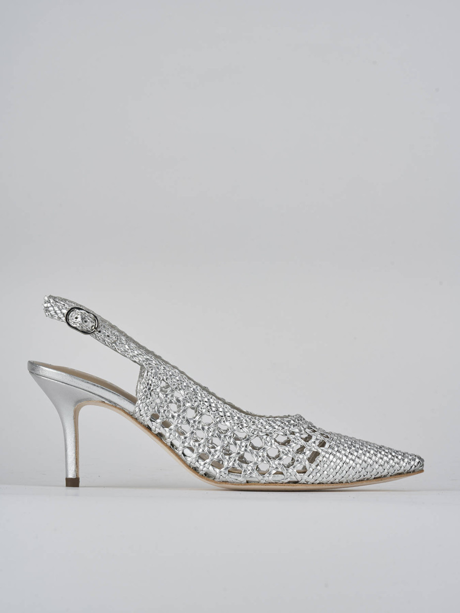 Salones destalonados tacón 7 cm plata cuero